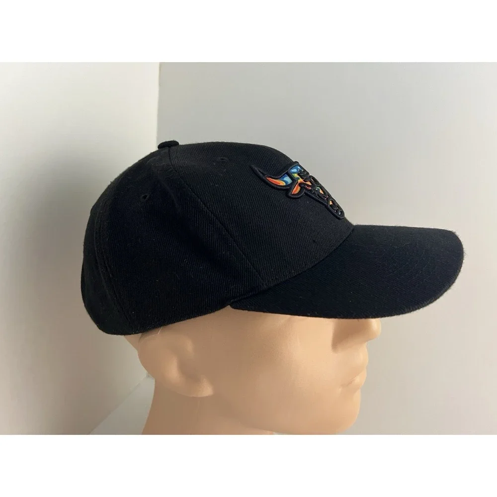 Mitchell & Ness Bulls Cap Hat Nostalgia Co. Philadelphia PA Black Multi-Color